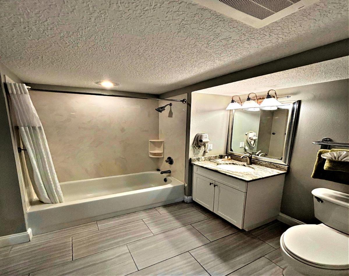 Vacation In Comfort And Luxury - 3 Bedroom Direct Oceanfront - Wyndham Ocean Walk Resort 2425 Daytona Beach Zewnętrze zdjęcie